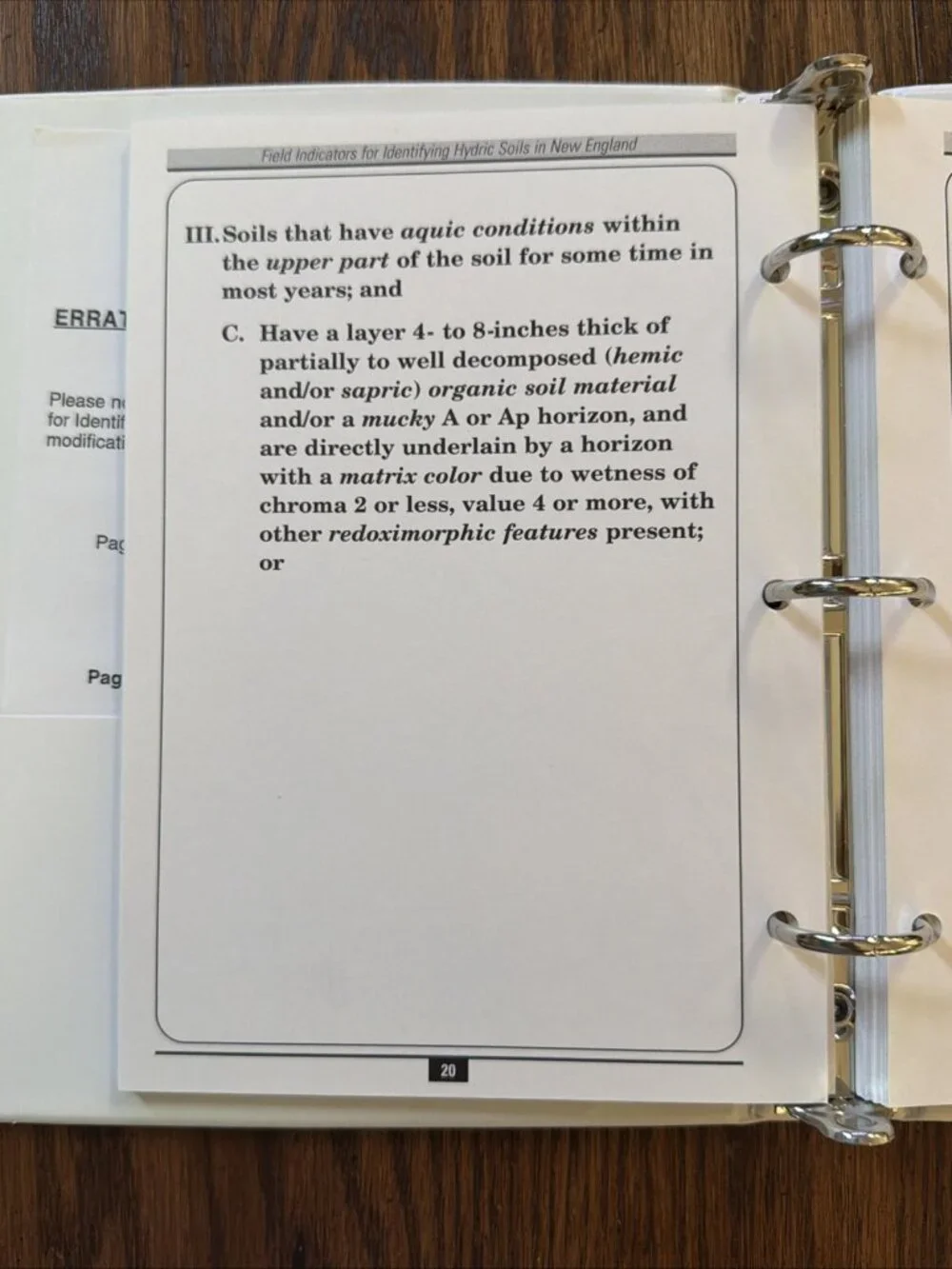 Field Indicators For Identifying Hydric Soils In New England Version 1 May 1995‎